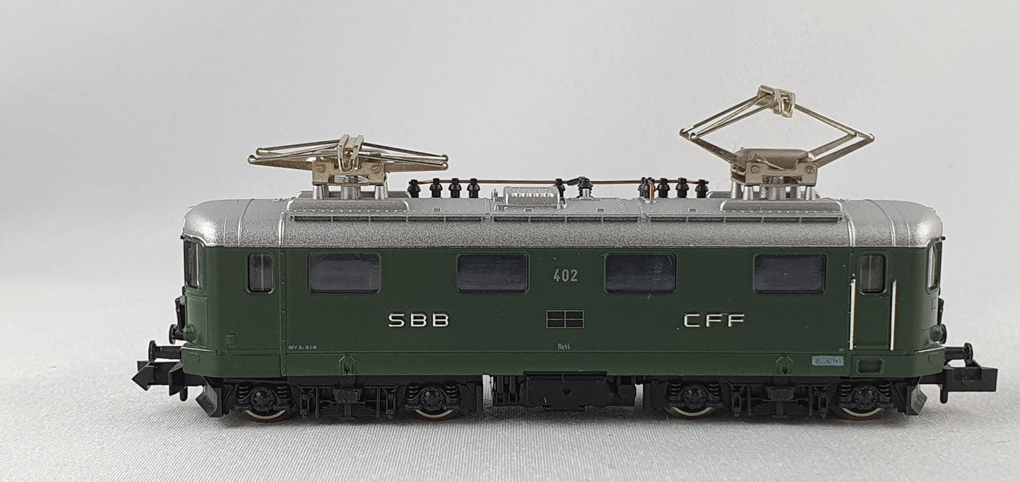 Hobbytrain 11023 SBB Re 4/4 dunkelgrün OVP E-Lok (ML7)