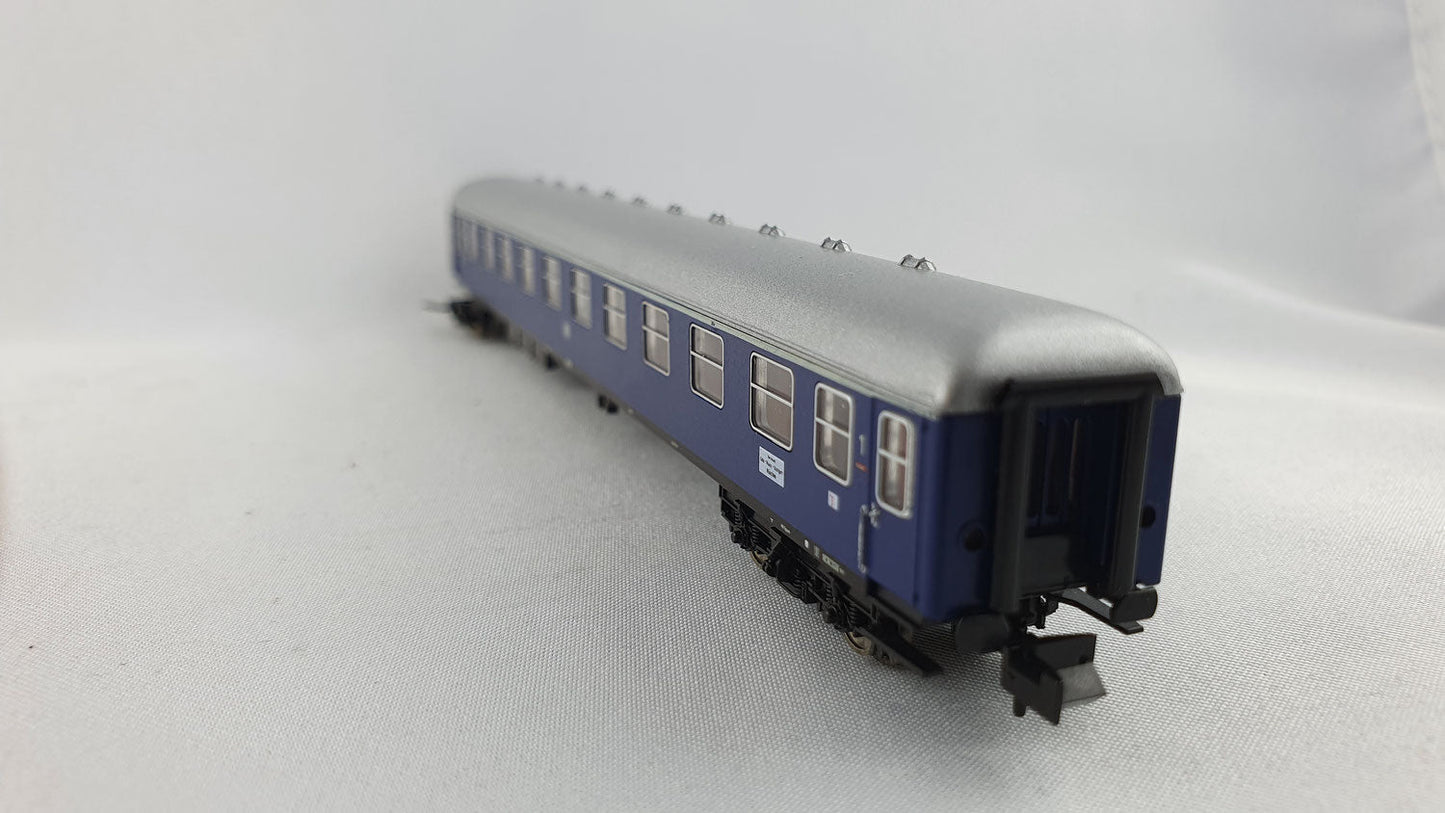Minitrix 13370 DB Schnellzugwagen blau 1. Kl. (DP179)