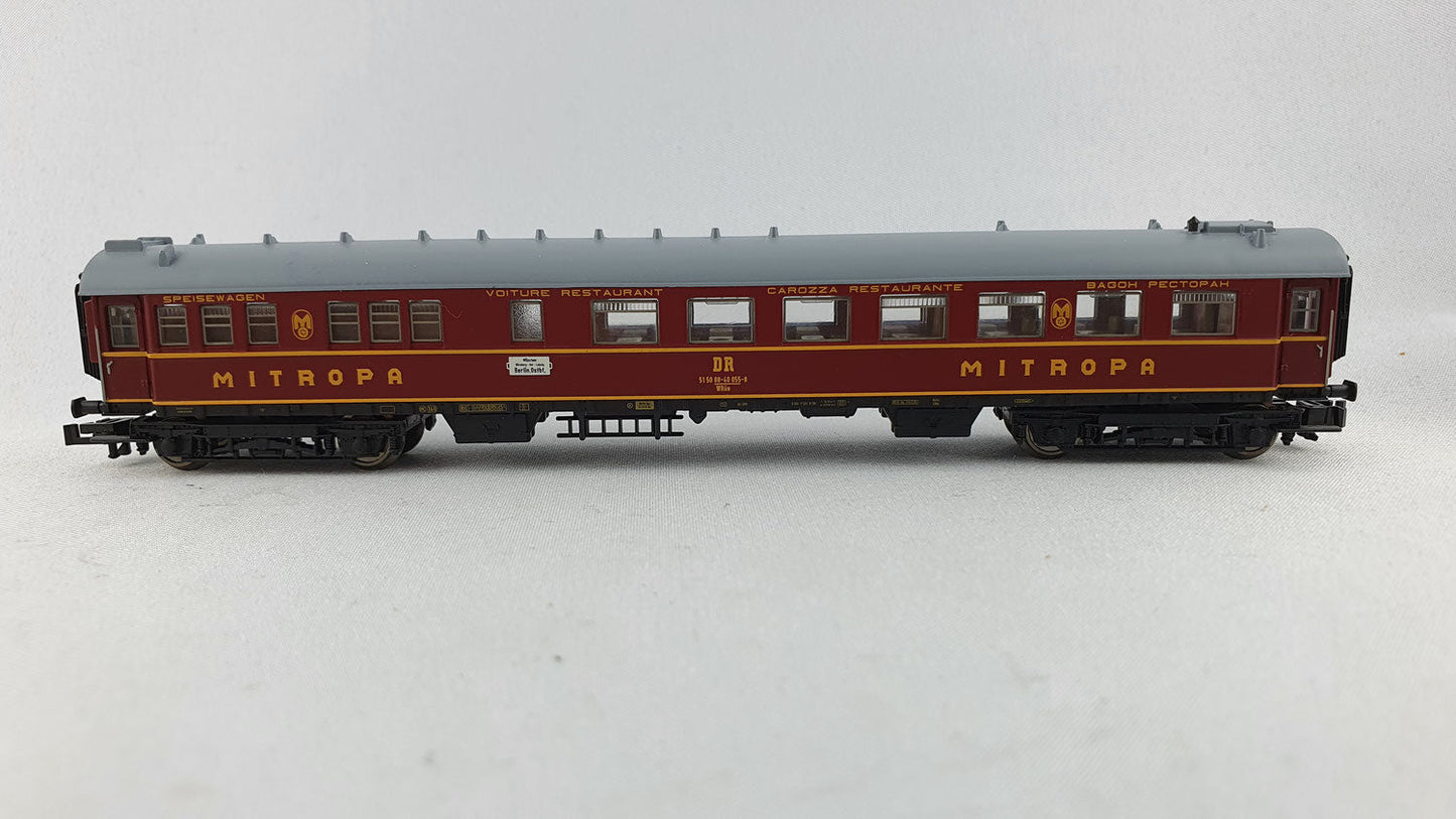 Minitrix 13719 DR Speisewagen "Mitropa" (DP180)