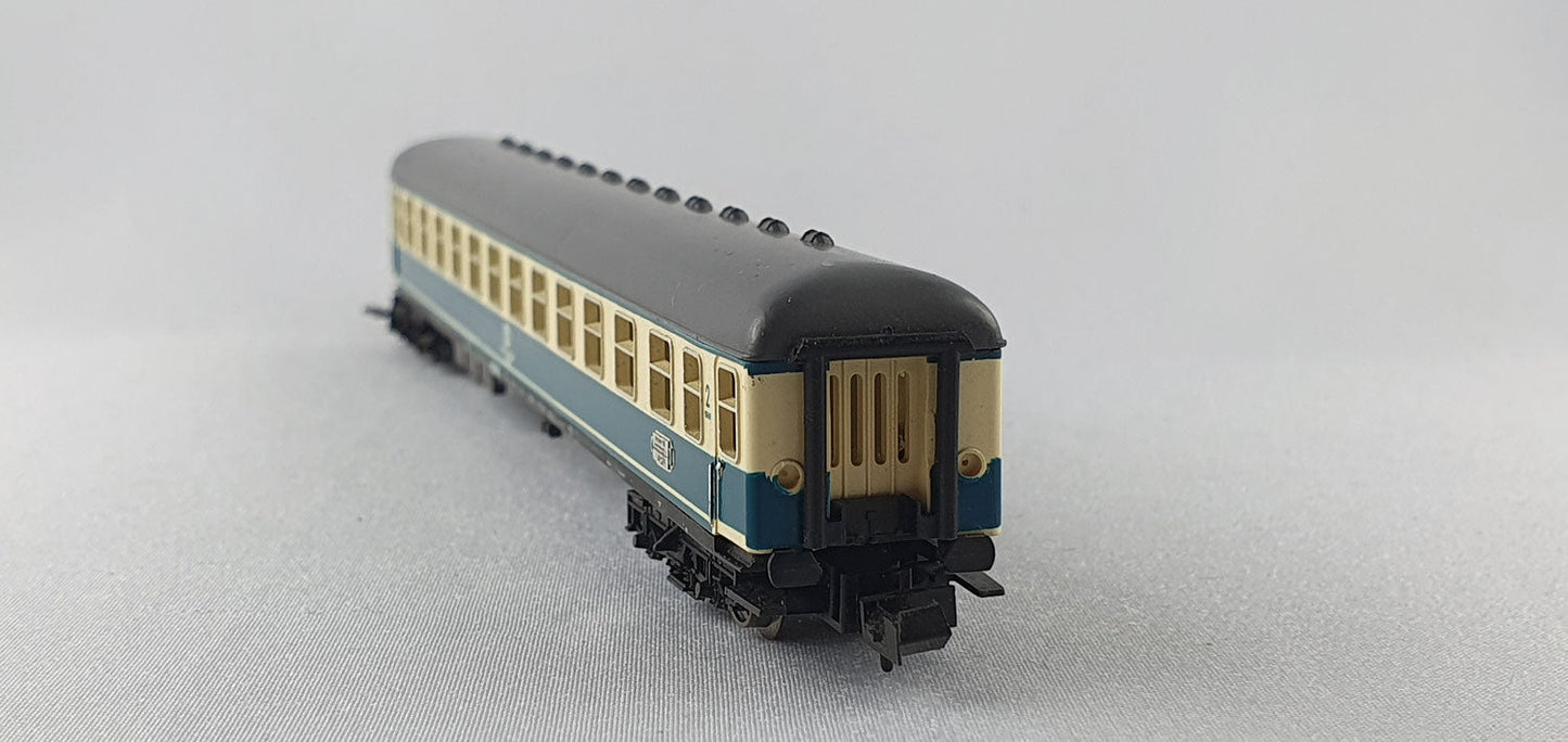 Minitrix 13132 DB Schnellzugwagen 2. Kl. beige/blau (DP457)