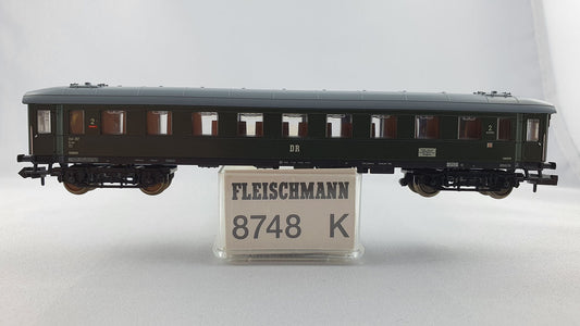 Fleischmann 8748 DR Schnellzugwagen 2. Kl. mit Schlusslicht OVP (DP81)