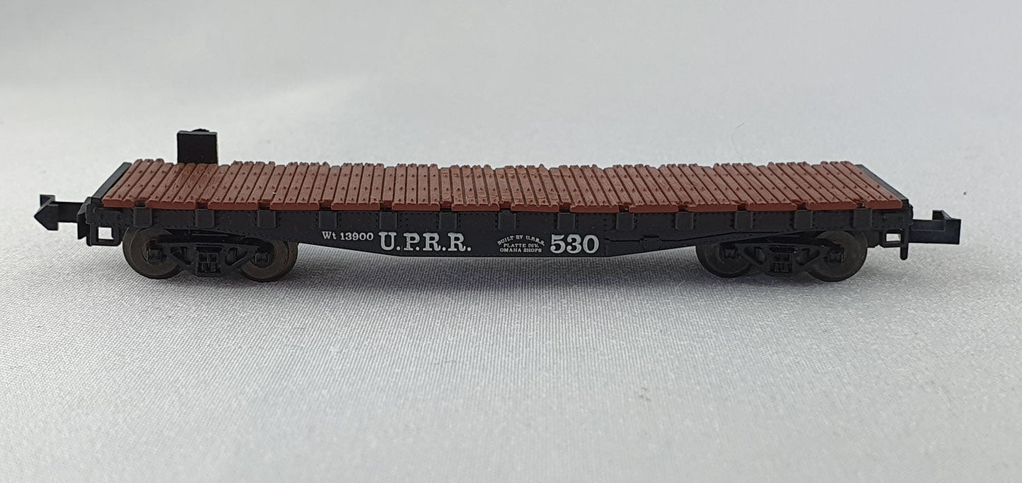 Minitrix 3244 UP Flat car 40 foot OVP (DG688)