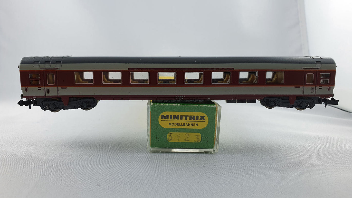 Minitrix 51 3123 00 SNCF Schnellzugwagen 1. Kl. "Grand Confort" TEE OVP (DP205)