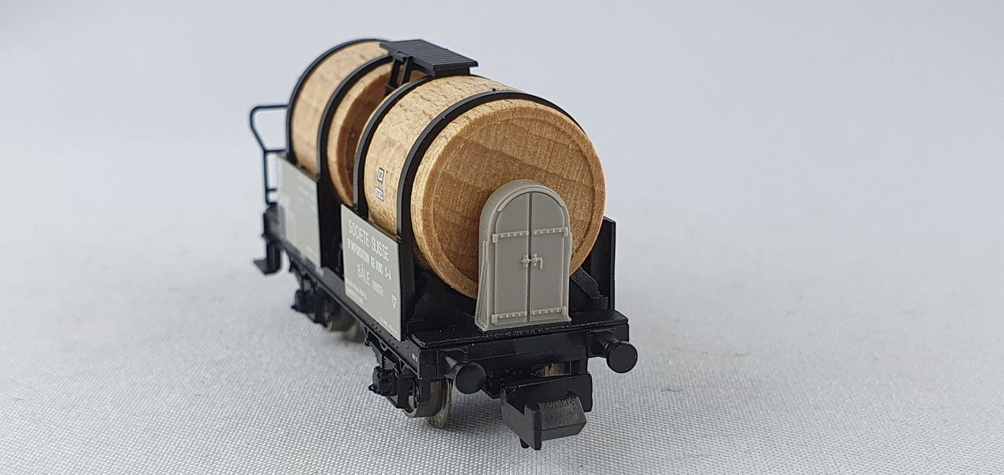 Minitrix 15600 SBB Wein-Transportwagen mit 2 Echtholzfässern und Brh OVP (DG529)