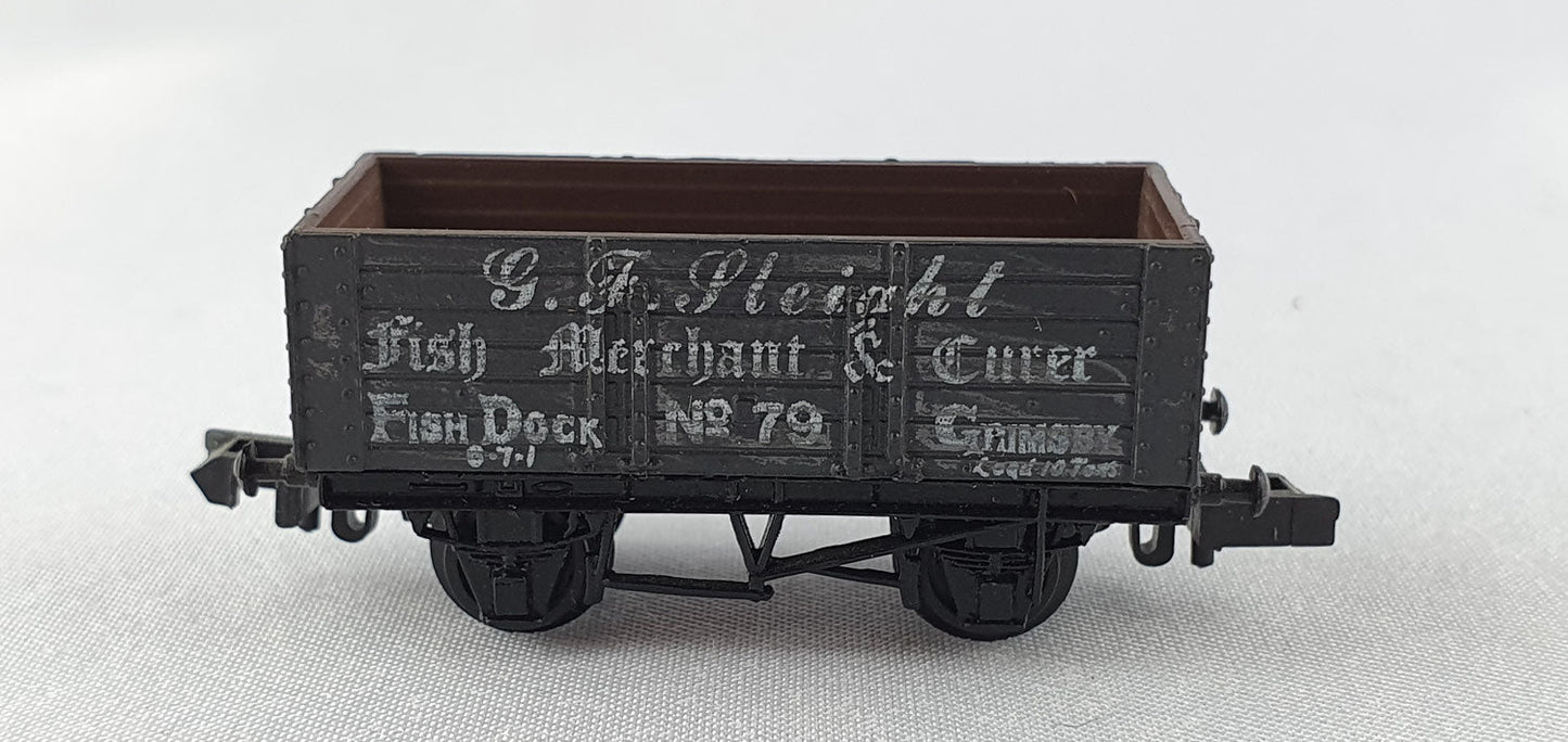 Graham Farish 2122 BR Hochbordwagen "G.F. Sleight" (DG692)