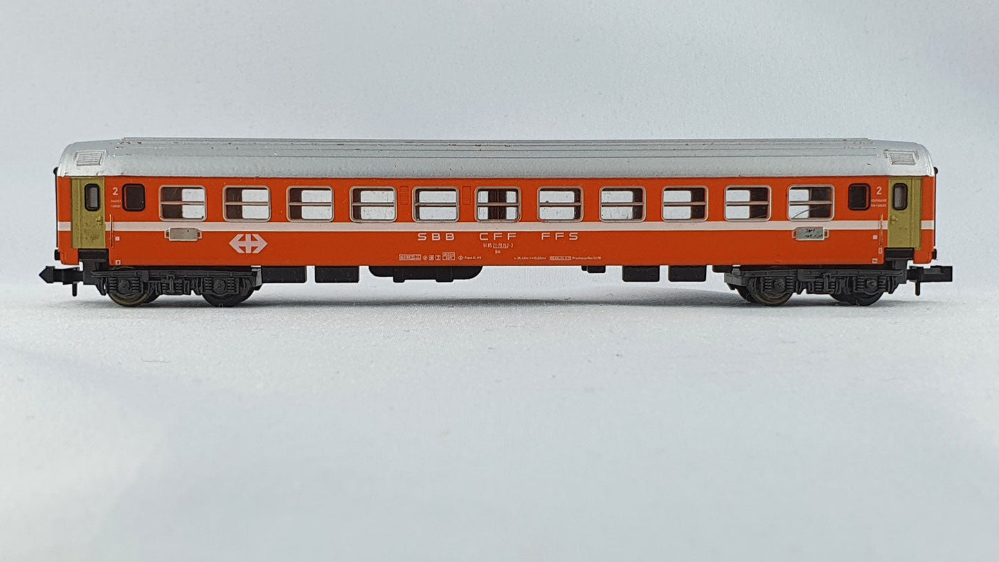 Minitrix 51 3070 00 SBB Schnellzugwagen 2. Kl. orange (DP449)