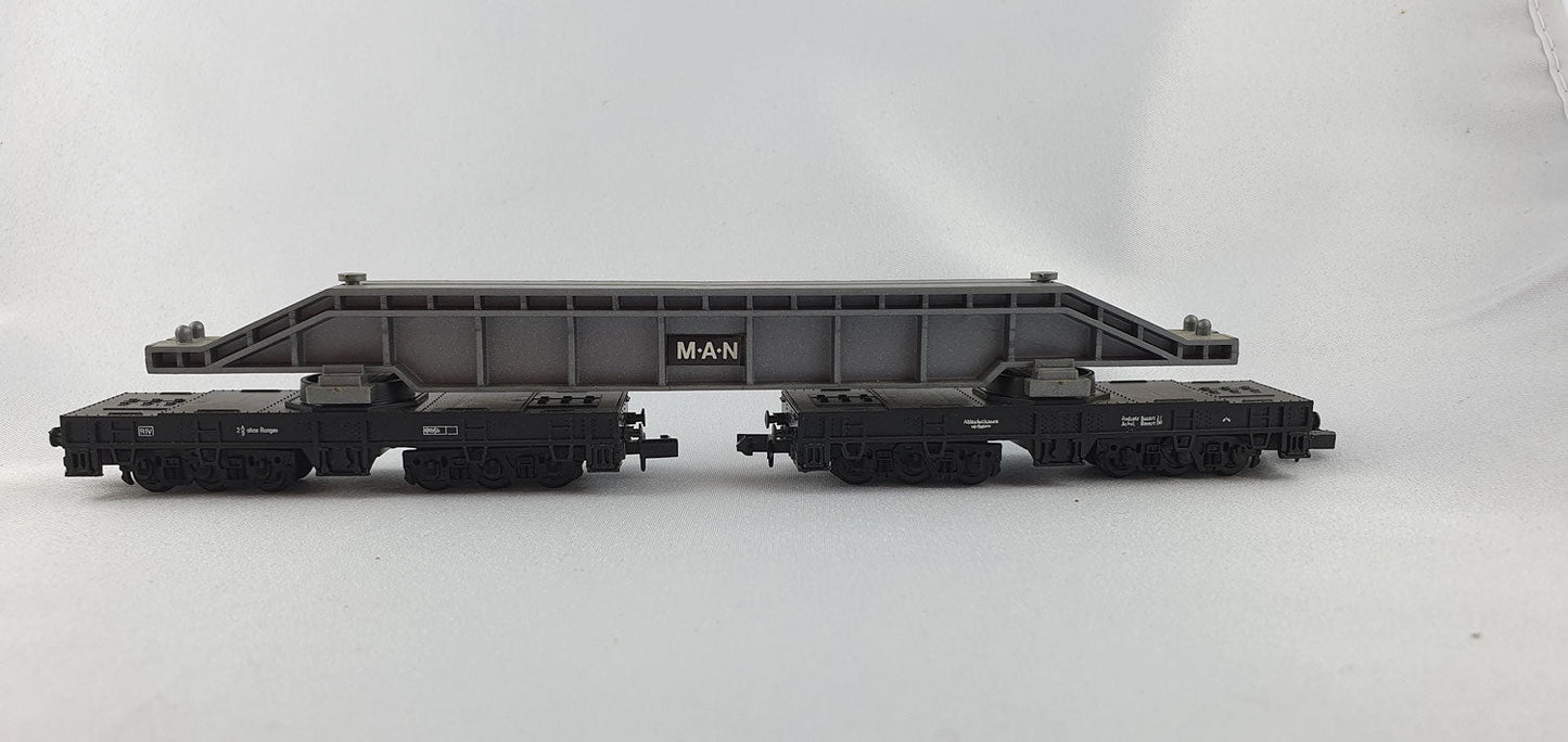 Arnold 4931 DB Schwerlastenwagen mit Brückenpfeiler MAN grau OVP (DG1)