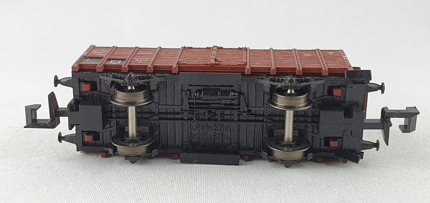 Minitrix 13210 DB off. Güterwagen "Viehwagen" mit Brh (DG426)