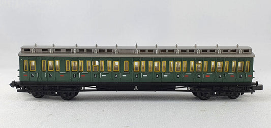 Voiture à compartiments Arnold 3391 KPEV de 3e classe avec Brh vert à 4 essieux (DP545) 