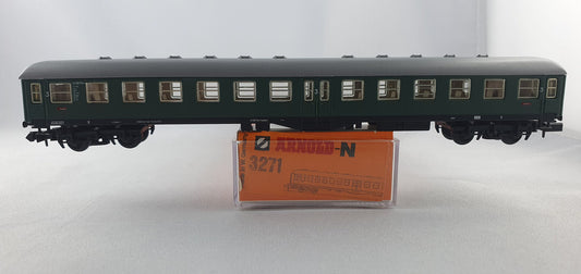 Voiture d'entrée centrale Arnold 3271 DB 3e classe, emballage d'origine (DP330) 