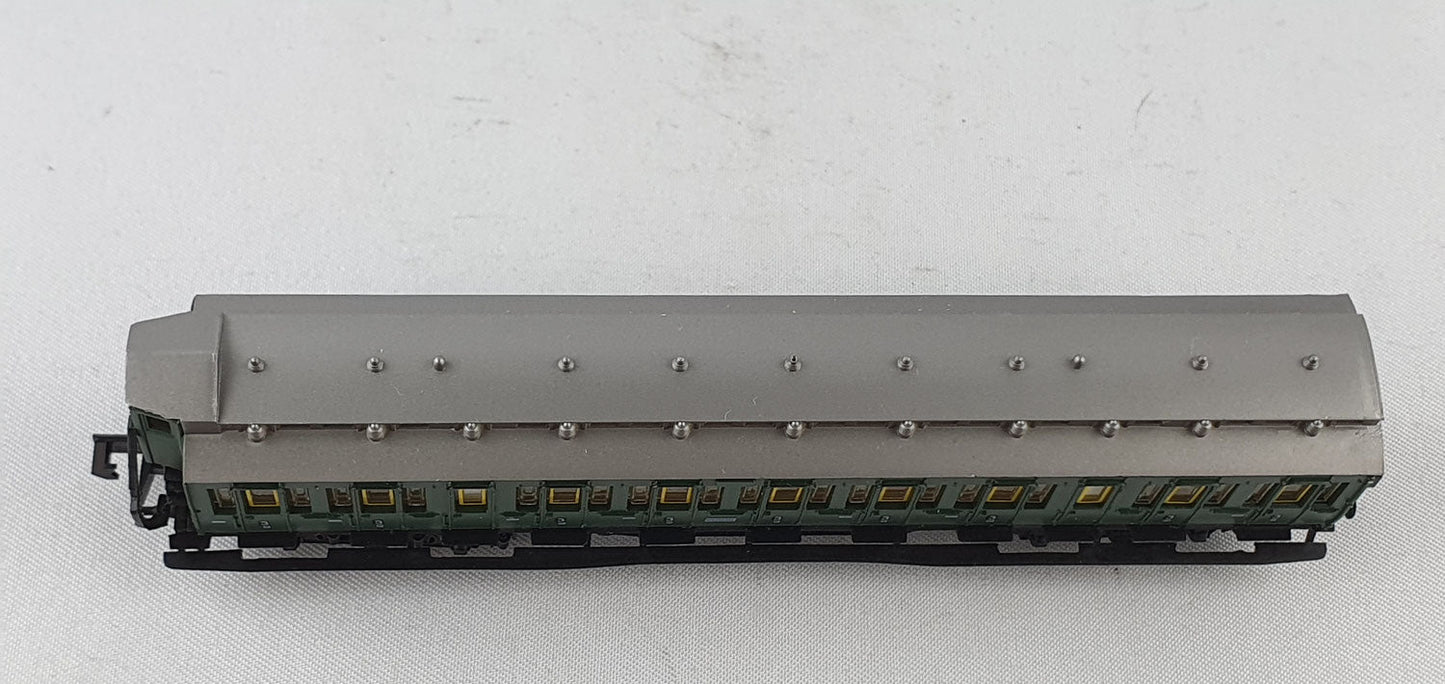 Arnold 3391 KPEV Abteilwagen 3. Kl. mit Brh grün 4-achsig OVP (E4264)