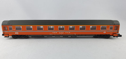 Roco 2261D SB Schnellzugwagen Eurofima 1. Kl. orange (DP303)