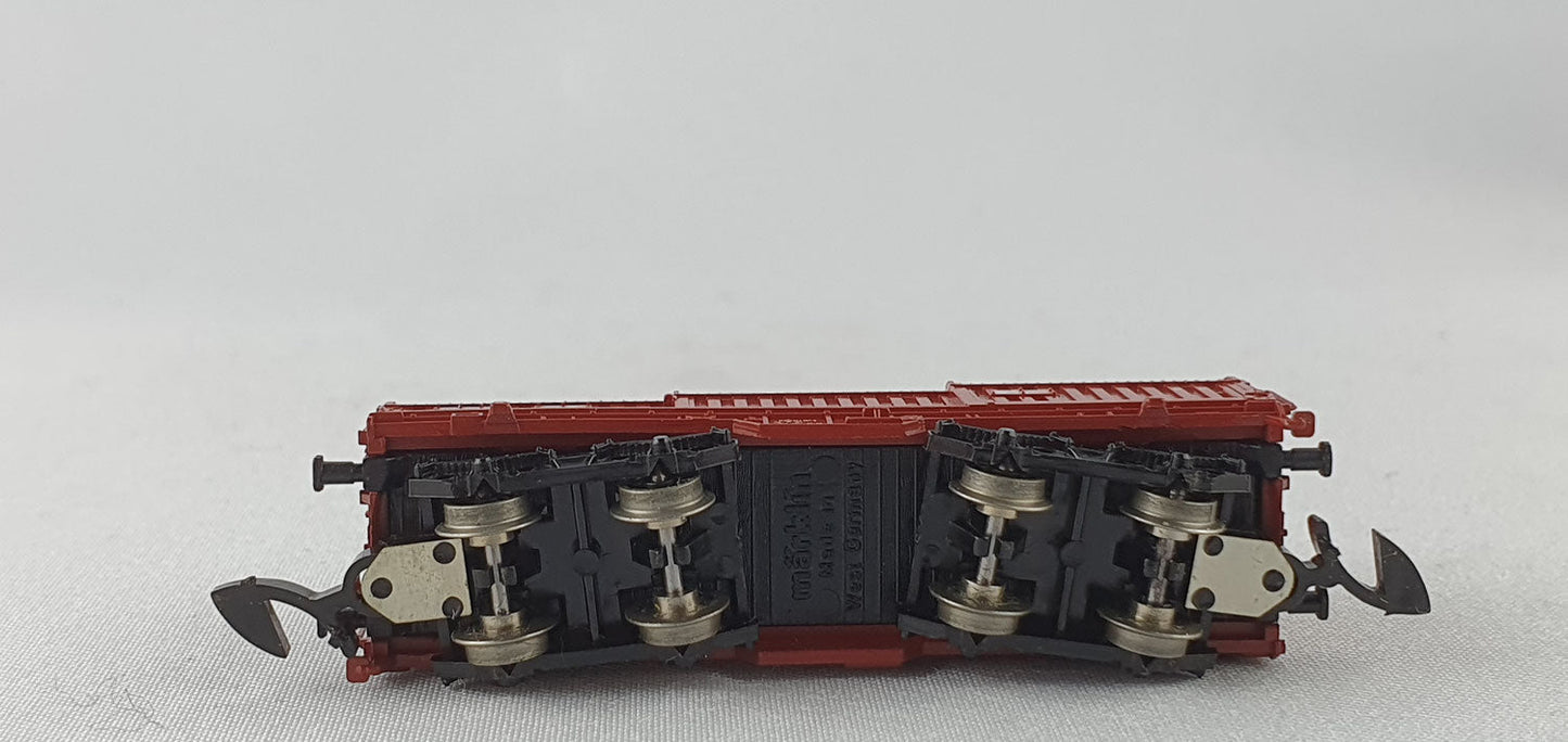 Märklin 8635 DB Drehgestellwagen mit Teleskophauben (EZW24)