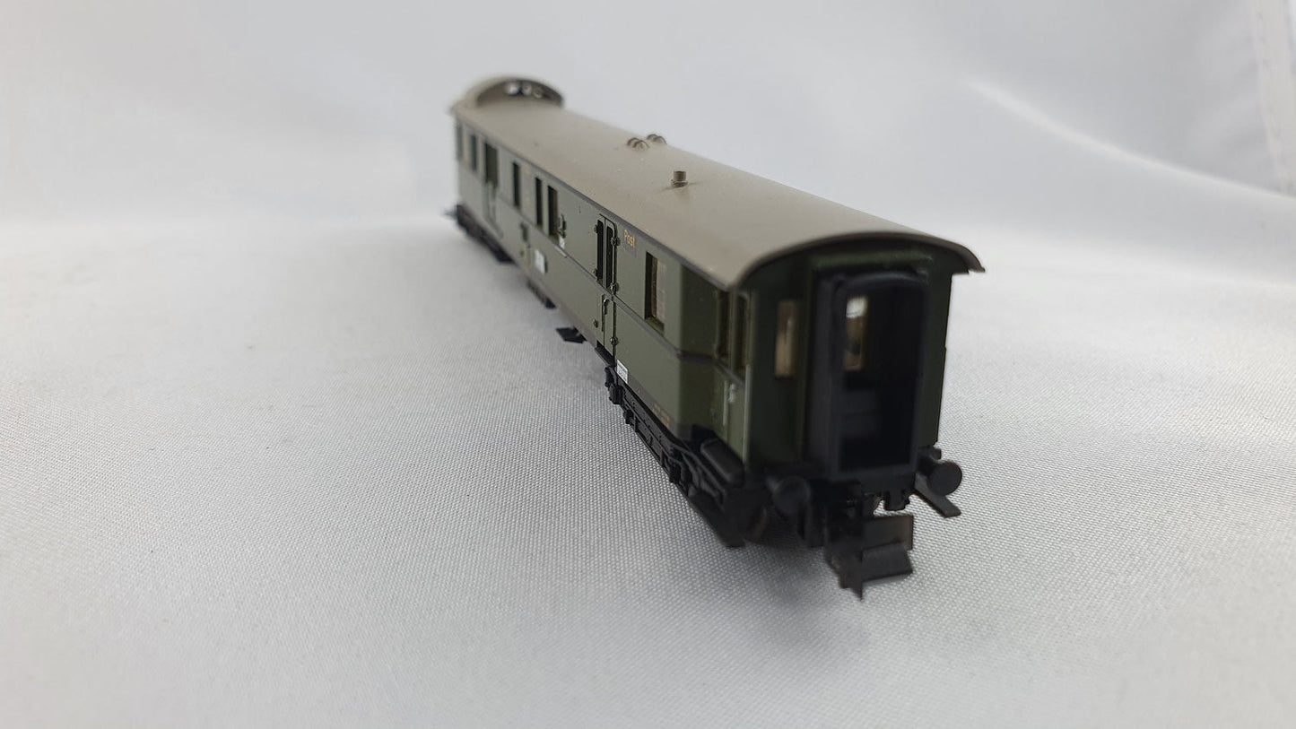 Minitrix 51 3152 00 DB Gepäckwagen mit Postabteil OVP (DP235)