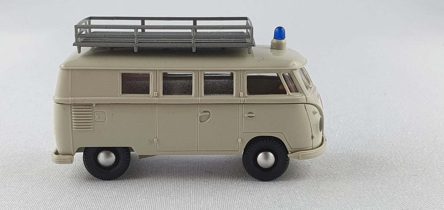 Brekina 400 VW  T1 Unfall Sondereinsatz (Bre400)