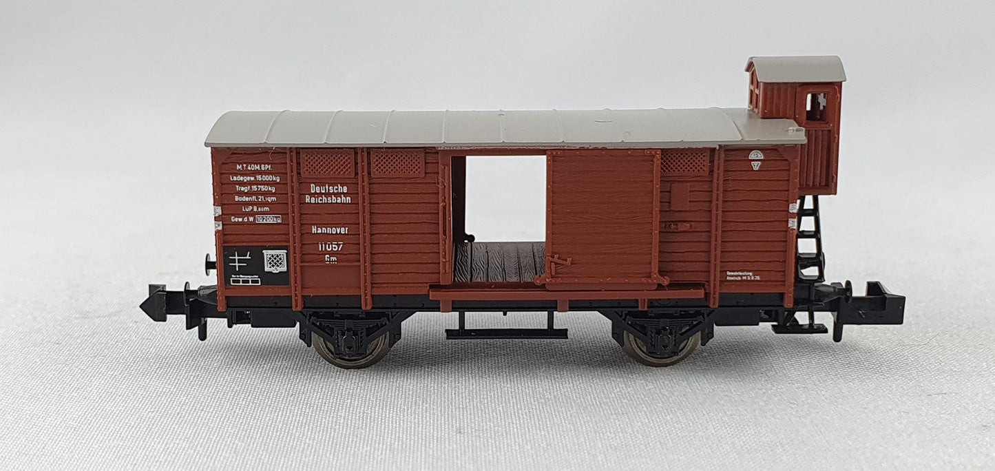 Minitrix 51 3208 00 DRG ged. Güterwagen mit Brh OVP (E1589)