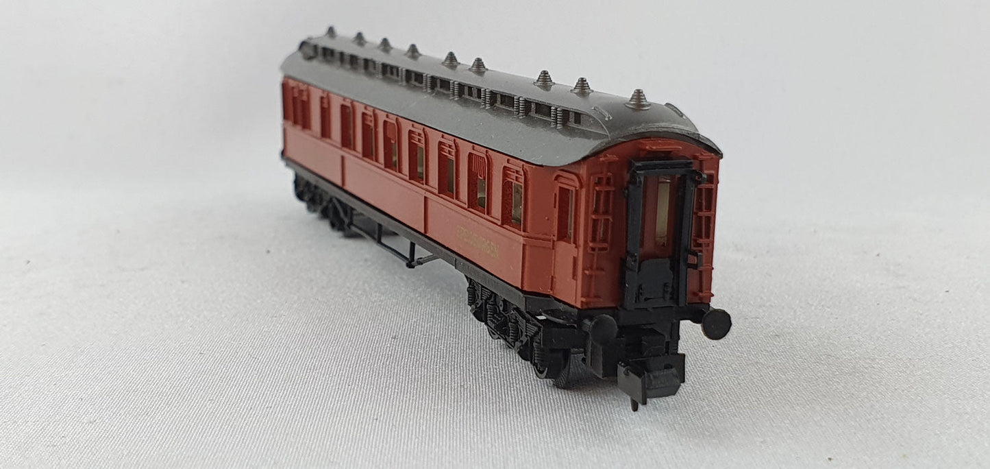 Arnold 3370 Speisewagen rot OVP (DP251)