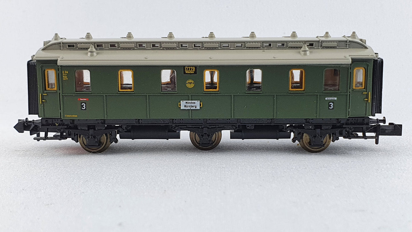 Minitrix 51 3166 00 DRG Schnellzugwagen 3. Kl. 3-achsig OVP (DP140)