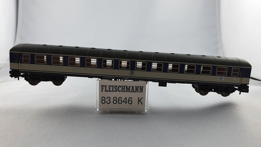 Fleischmann 838646 DB Schnellzugwagen 2. Kl. mit Schlusslicht OVP (DP87)