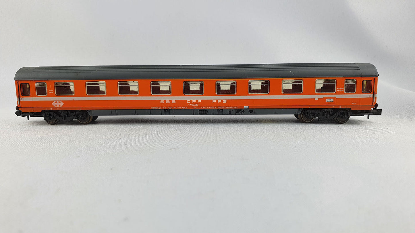 Minitrix 51 3106 00 SBB Schnellzugwagen 1. Kl. orange OVP (DP203)