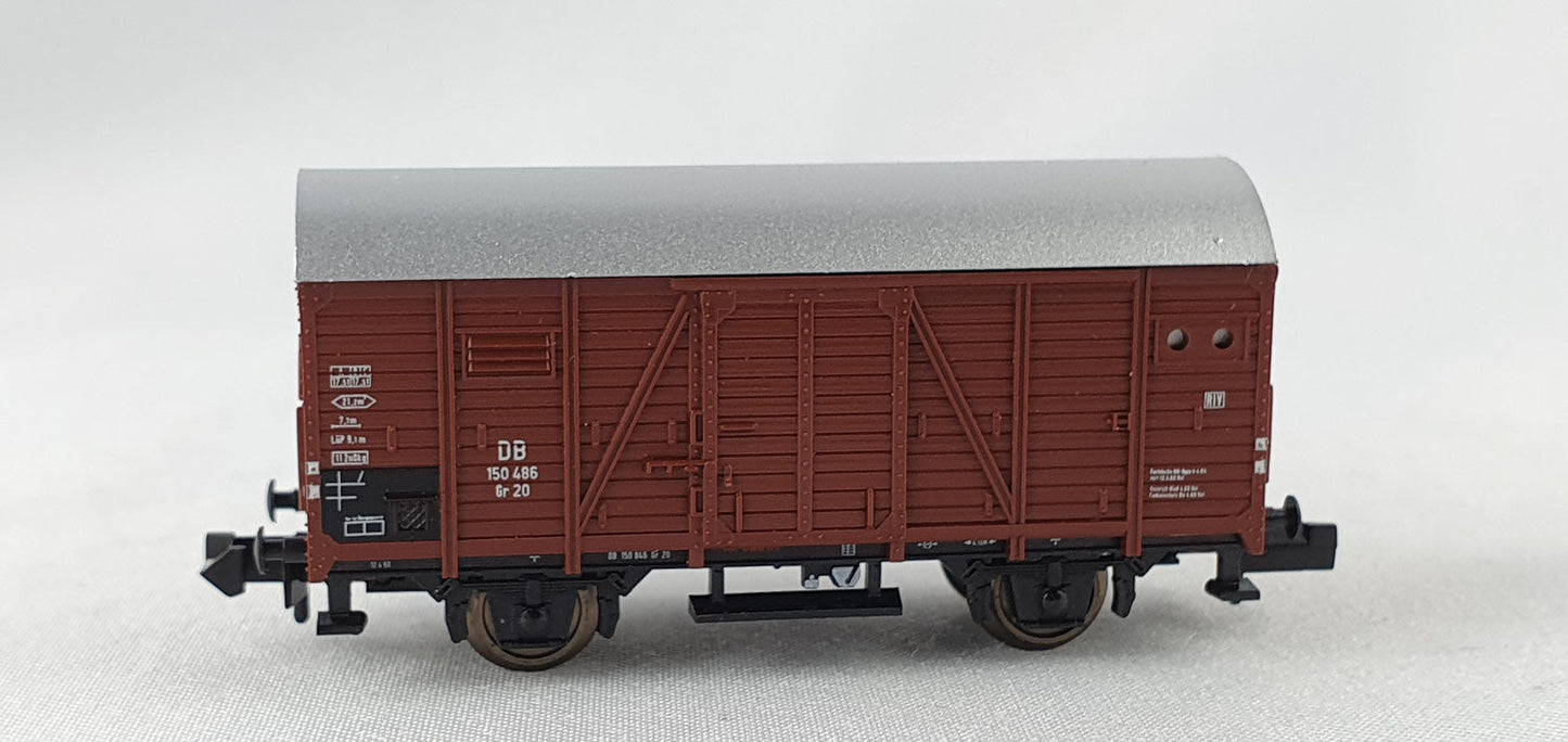 Minitrix 13946 DB ged. Güterwagen OVP (DG358)