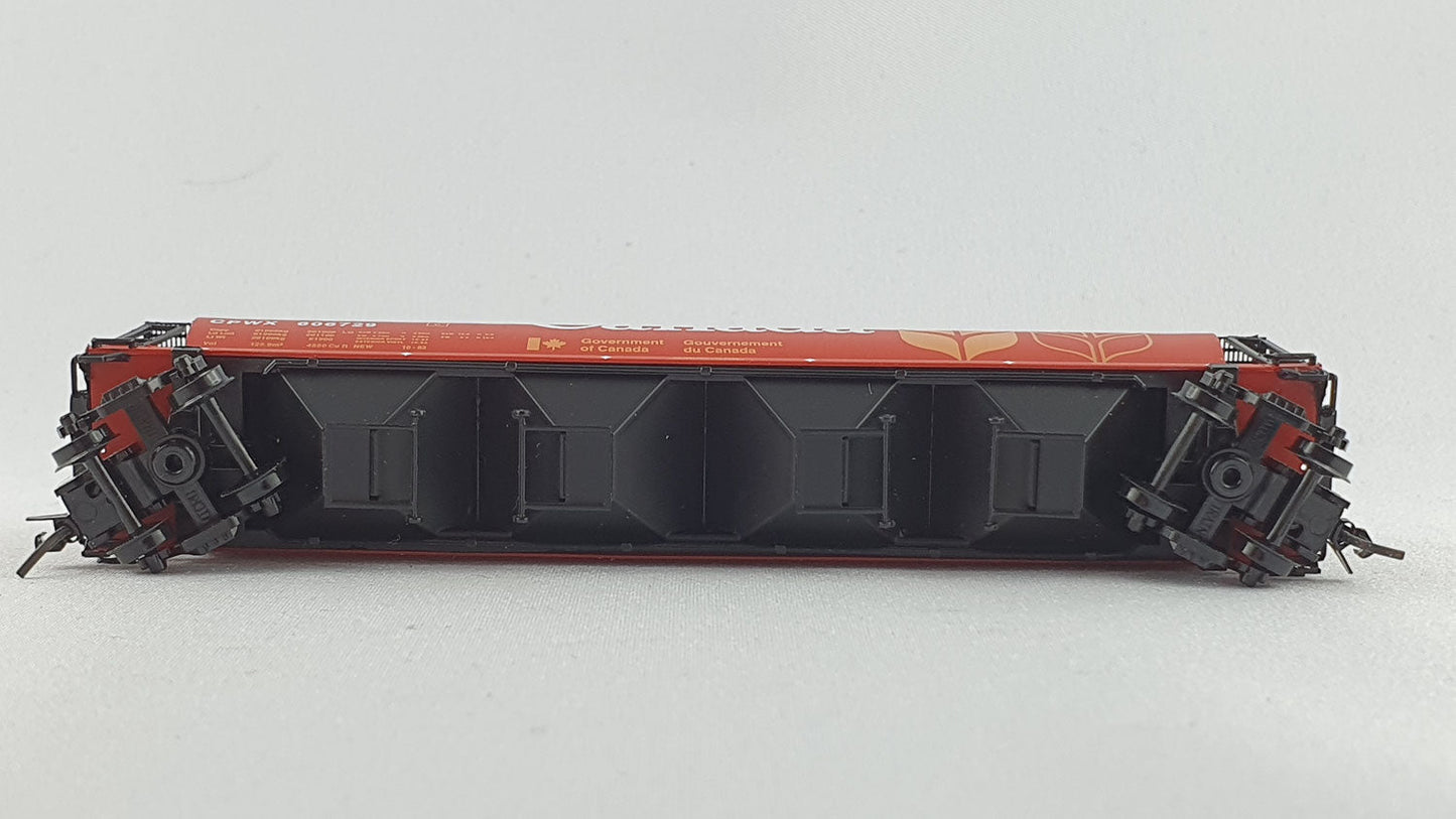 Inter Mountain 65102-71 CP Covered Hopper OVP (DG171)