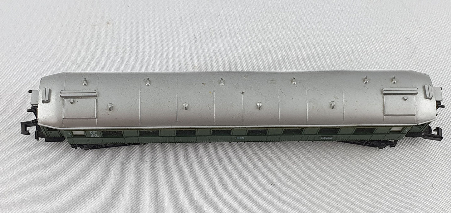 Arnold 0332 DB Eilzugwagen 1. Kl. grün (AGW28)