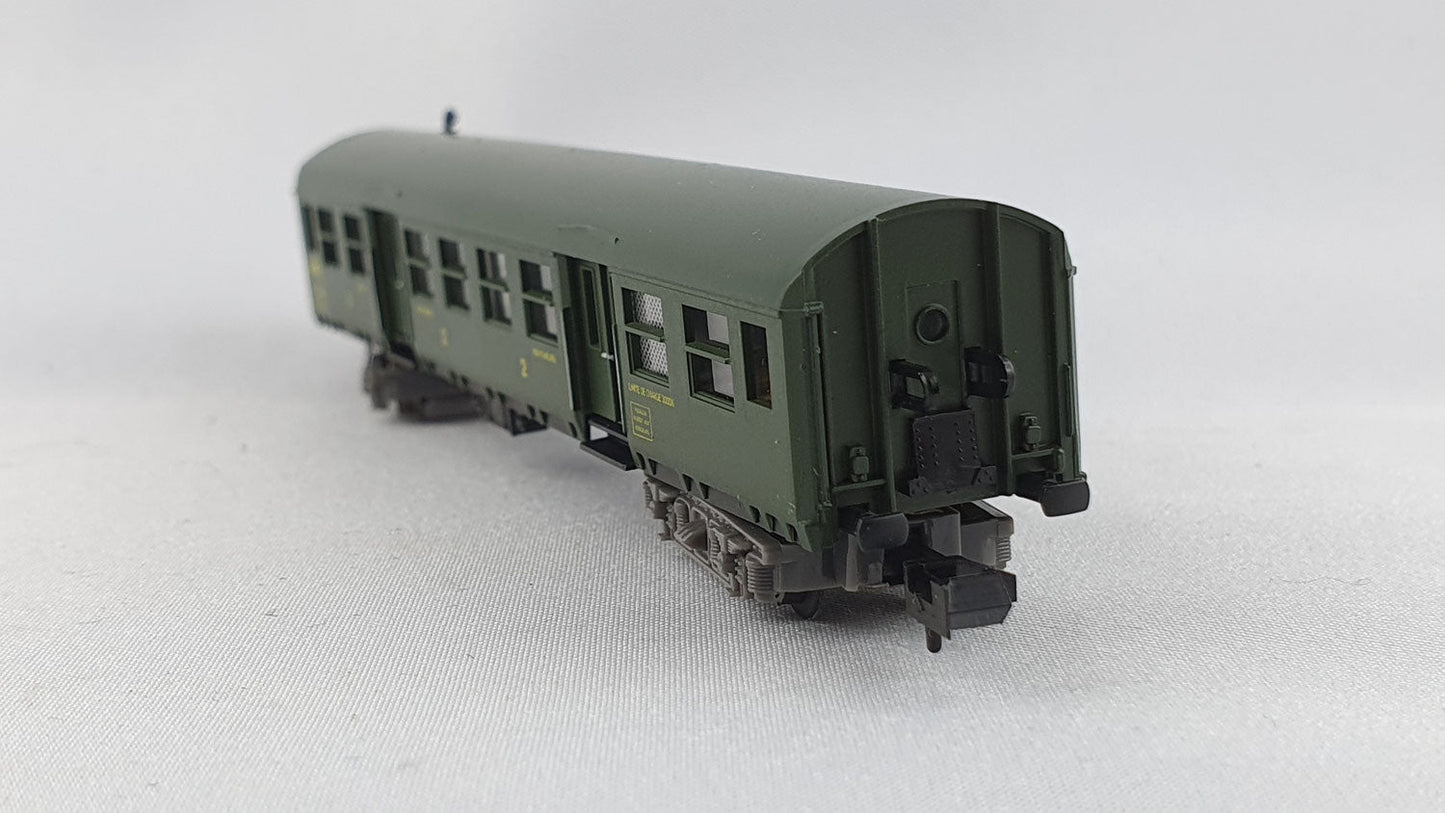 Minitrix 51 3021 00 SNCF Personenwagen mit Packabteil OVP (DP195)