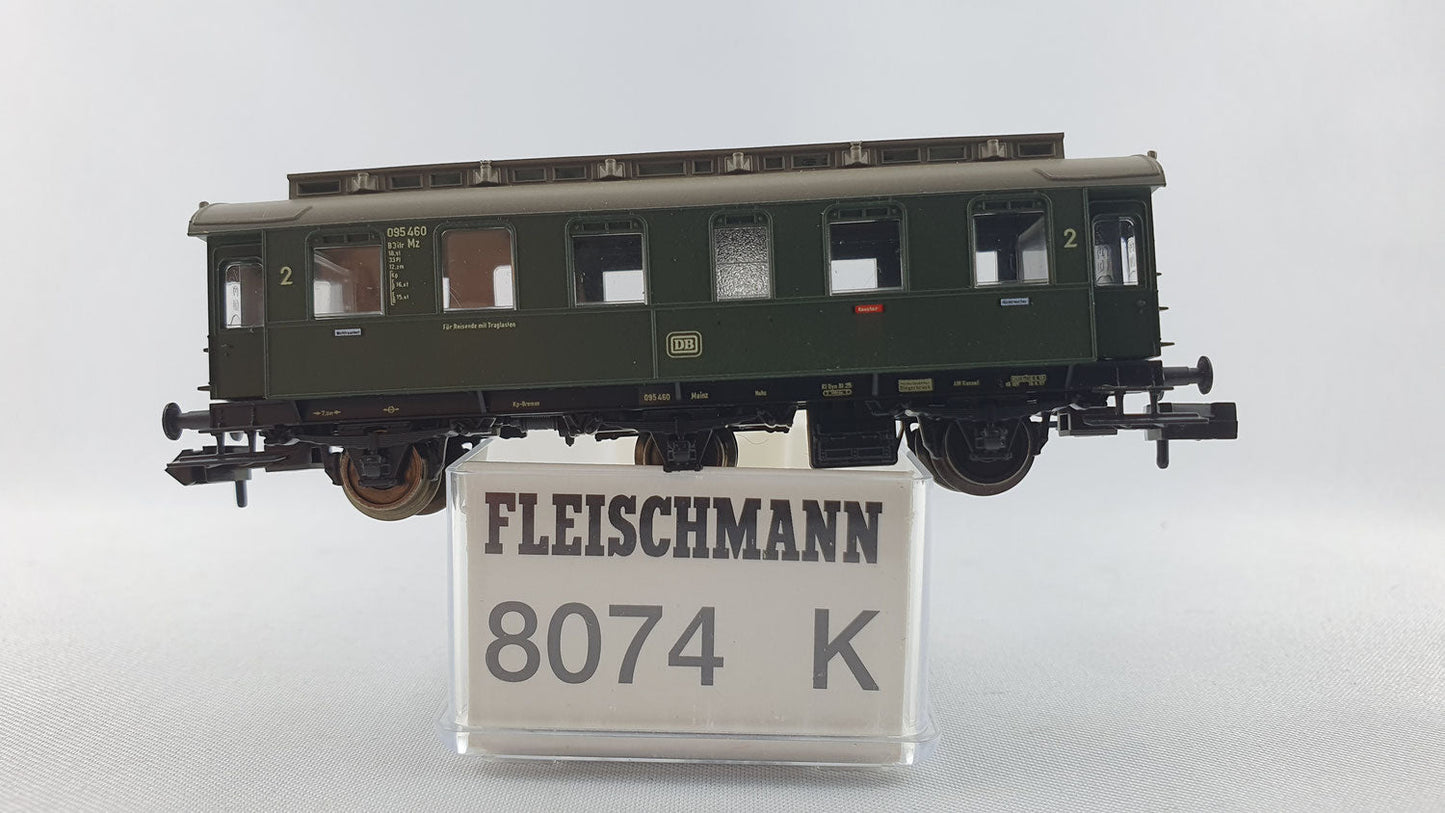 Fleischmann 8074 K DB Personenwagen 3-achsig 2. Kl. OVP (DP102)