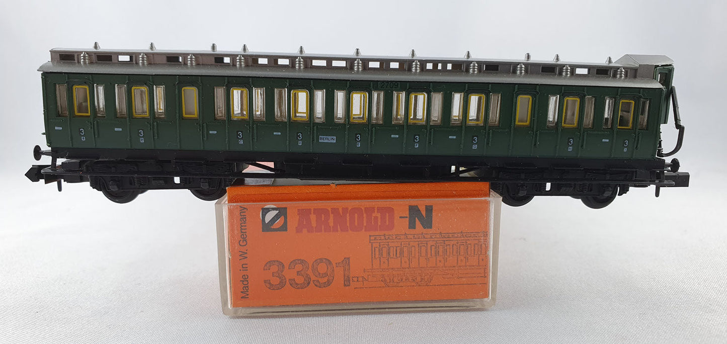 Arnold 3391 KPEV Abteilwagen 3. Kl. mit Brh grün 4-achsig OVP (E4264)