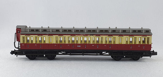 Arnold 3393 DRG Abteilwagen 3. Kl. mit BrH rot/beige (DP414)
