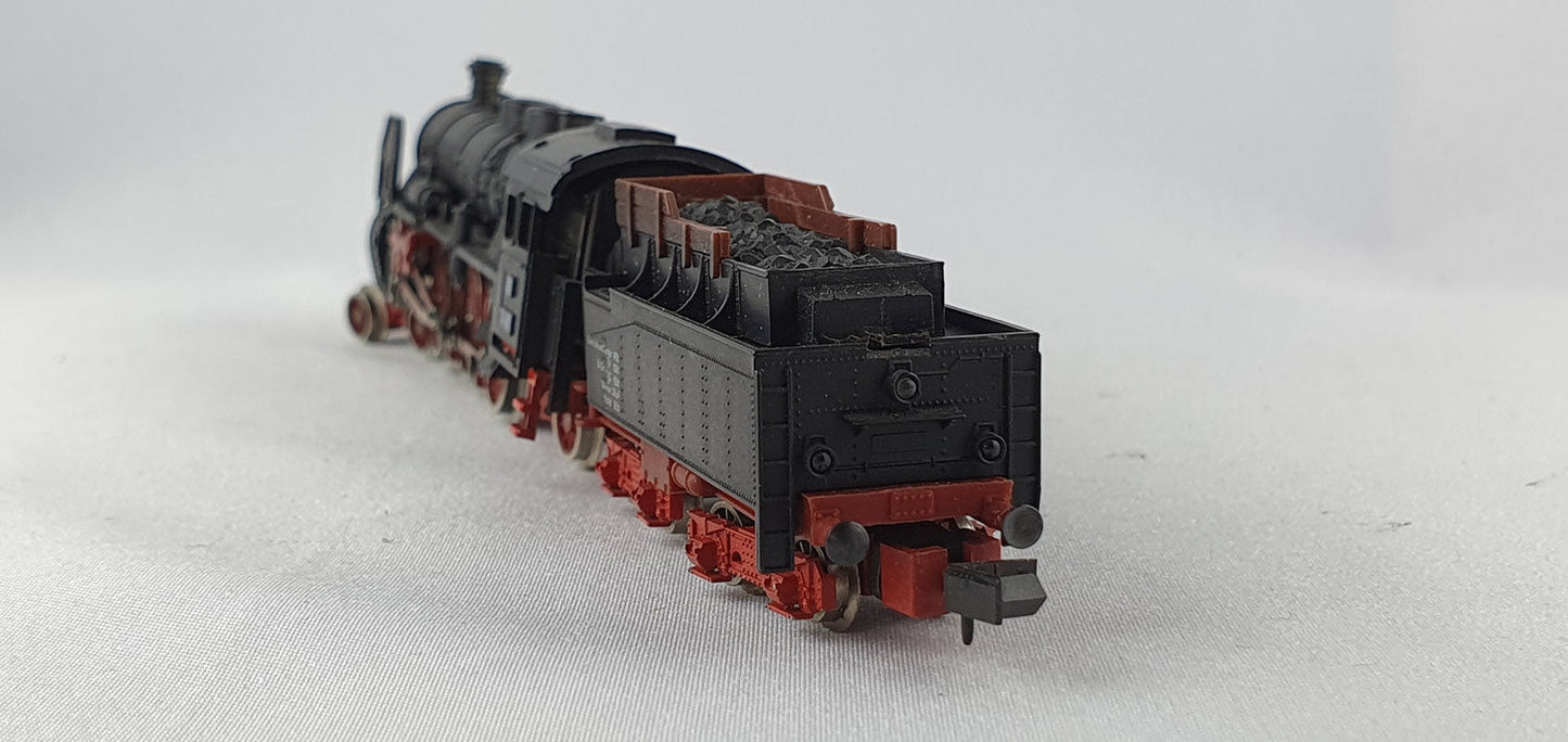 Arnold 2540 DB BR18 Schlepptenderlok (DL184)