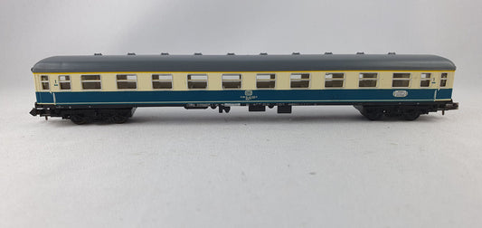 Minitrix 51 3111 00 DB D-Zugwagen 1. Kl. mit Licht (DP568)