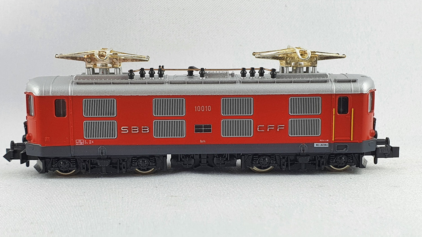 Hobbytrain 11013 SBB Re 4/4 rot OVP E-Lok (ML4)