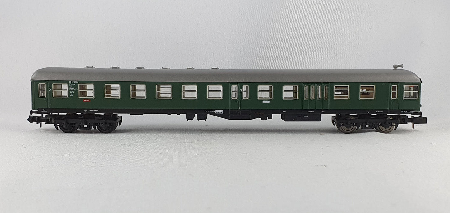 Arnold 3272 DB Mitteleinstiegs-Steuerwagen 3. Kl mit Schlusslicht OVP (DP383)