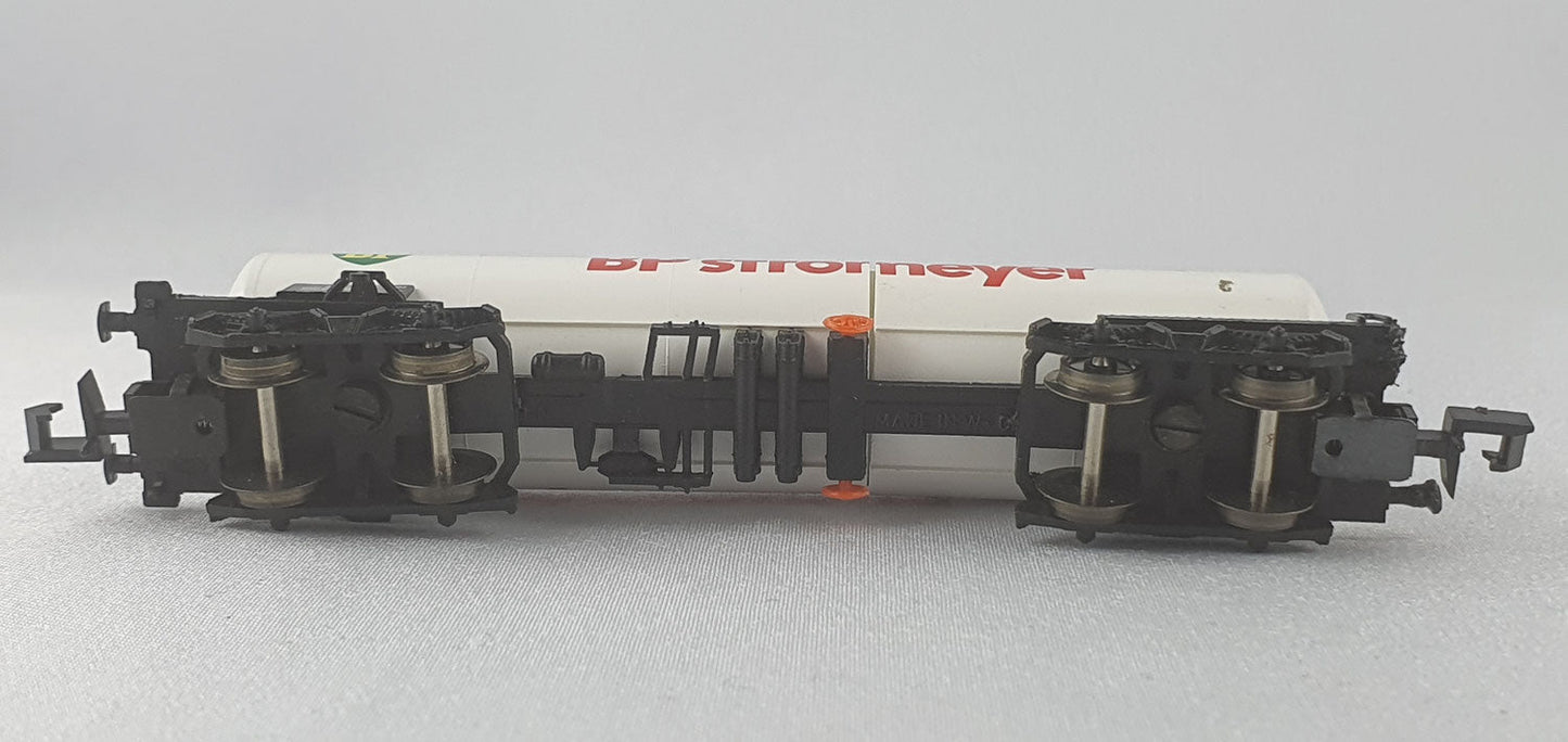 Arnold 4374 DB Kesselwagen "BP Stromeyer" (DG661)