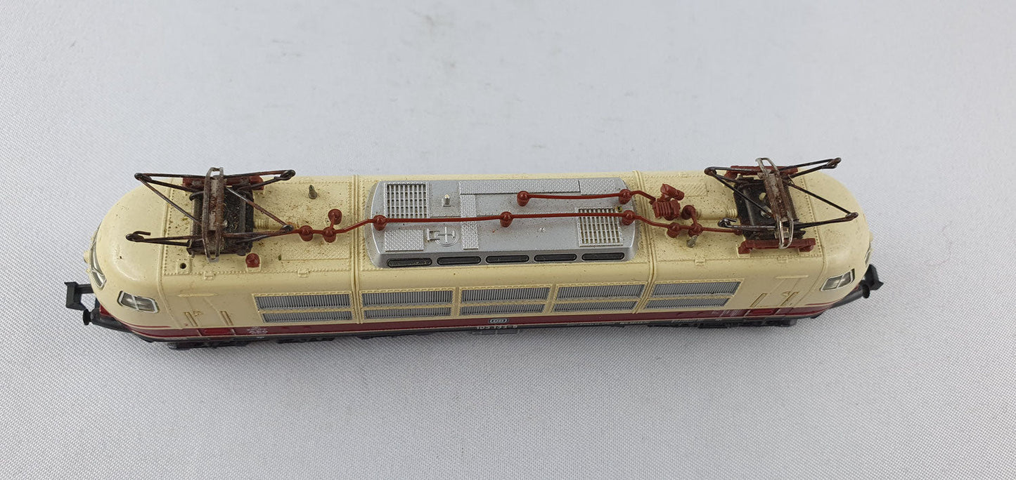 Minitrix 51 2057 00 DB BR 103 6-achsig rot / beige E-Lok OVP (WL13)