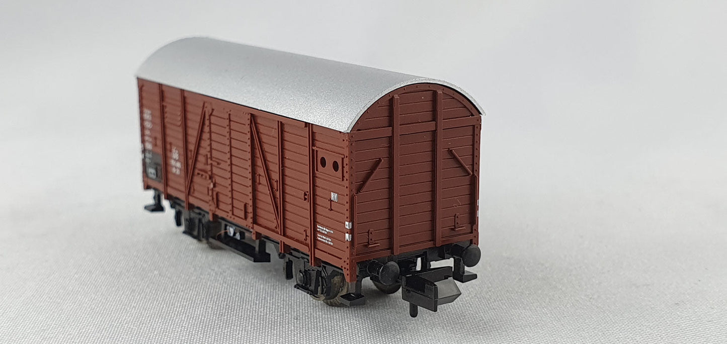 Minitrix 13946 DB ged. Güterwagen OVP (DG358)