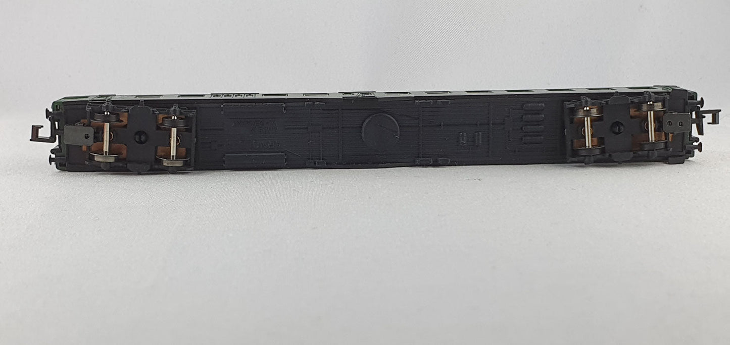 Arnold 3272 DB Mitteleinstiegs-Steuerwagen 3. Kl mit Schlusslicht OVP (DP383)