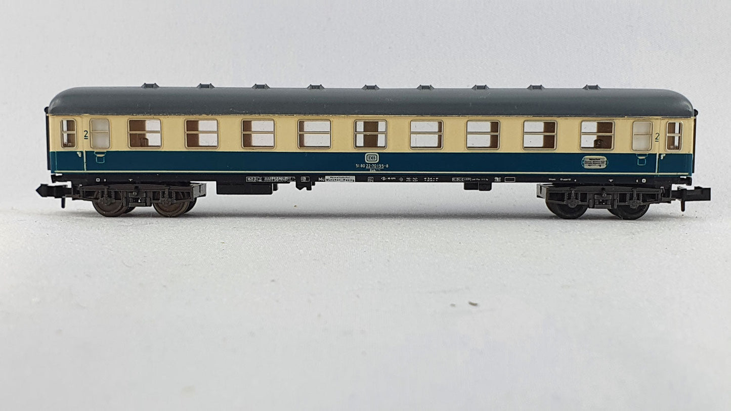 Minitrix 51 3075 00 DB Schnellzugwagen 2. Kl. OVP (DP154)