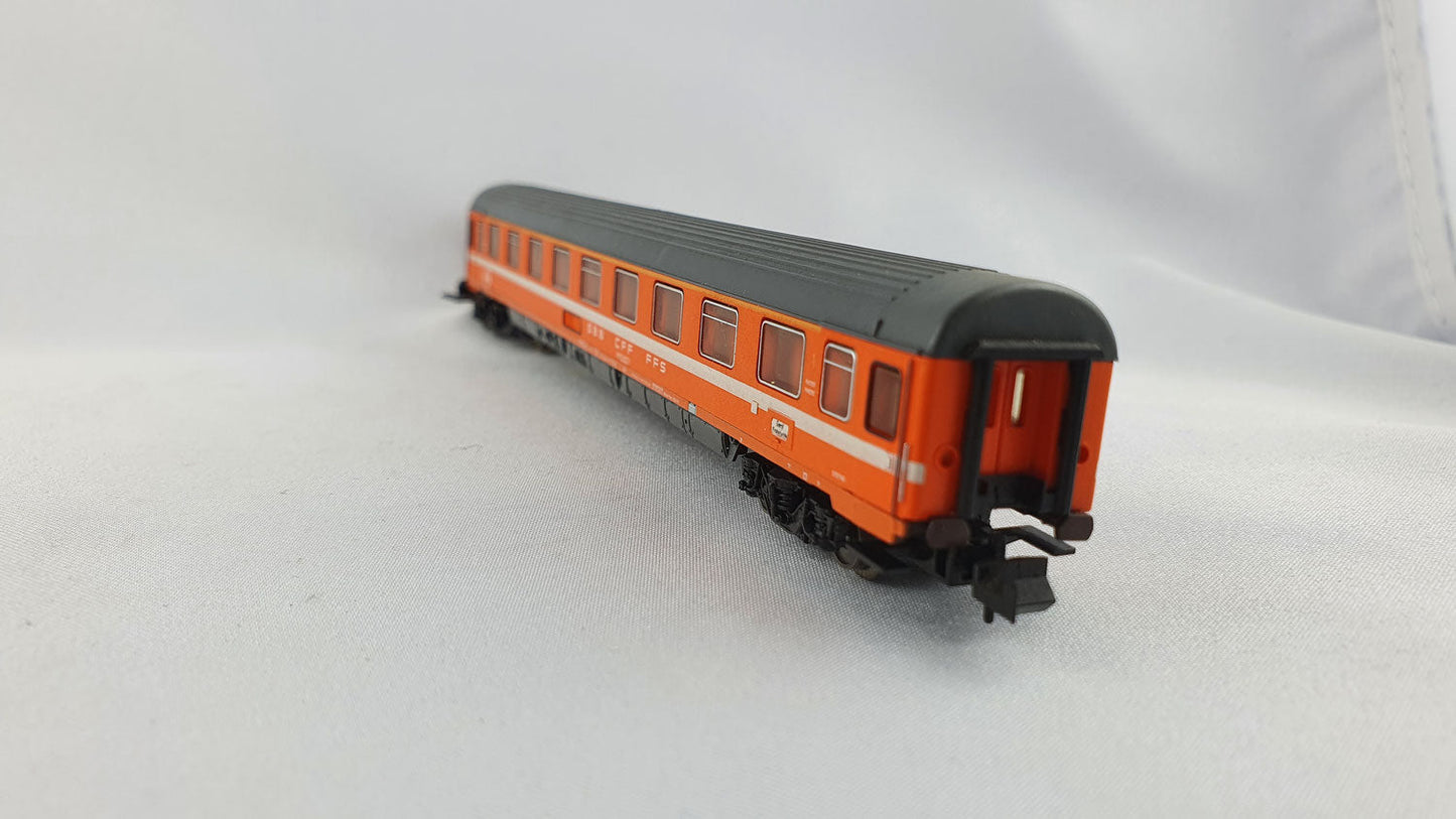 Minitrix 51 3106 00 SBB Schnellzugwagen 1. Kl. orange OVP (DP203)