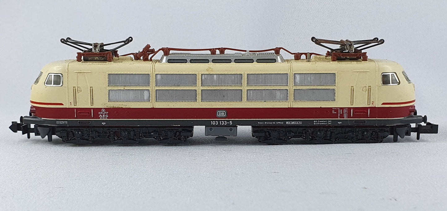 Minitrix 51 2057 00 DB BR 103 6-achsig rot / beige E-Lok OVP (WL13)