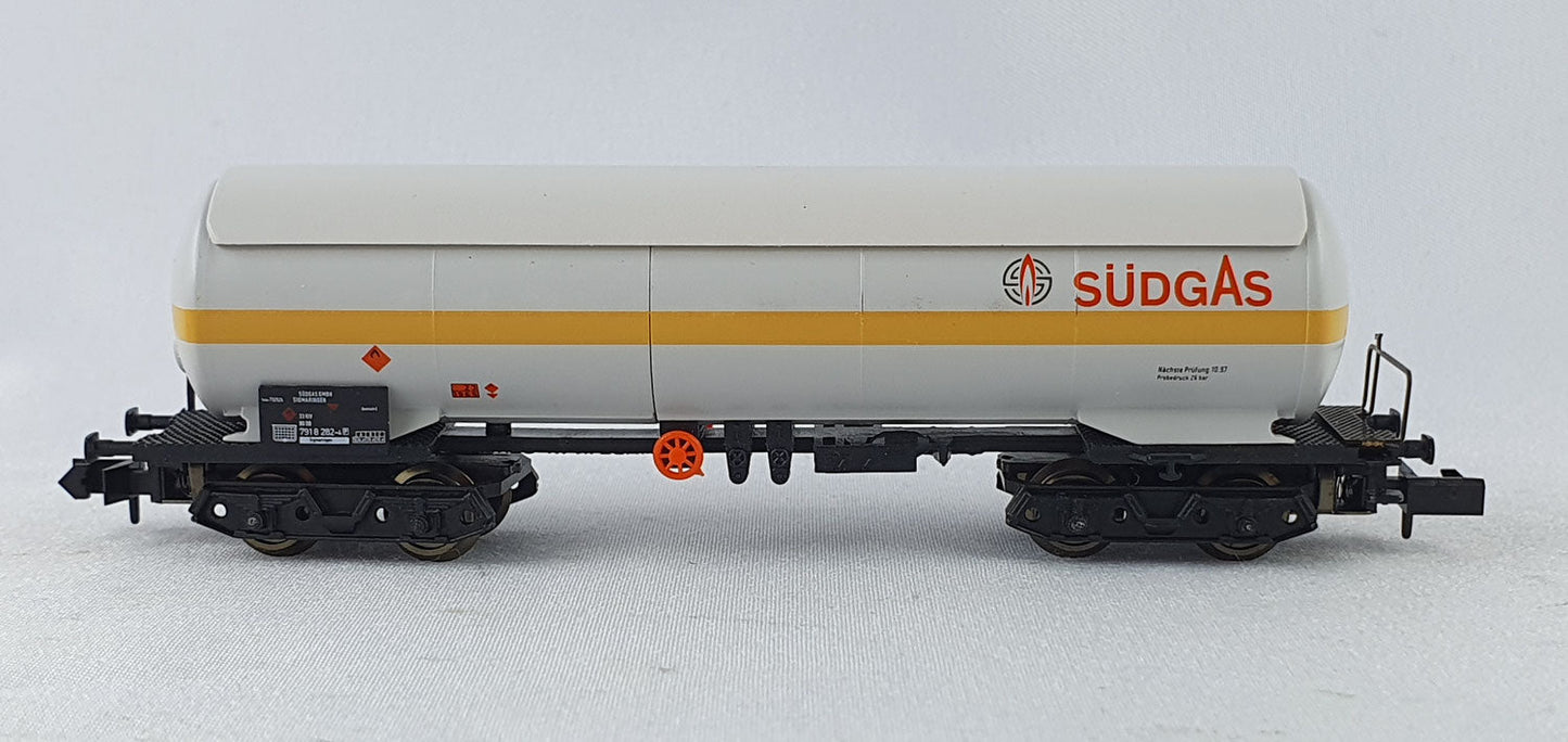 Arnold 4394 DB Kesselwagen mit Schutzdach "Südgas" OVP (CWG8)