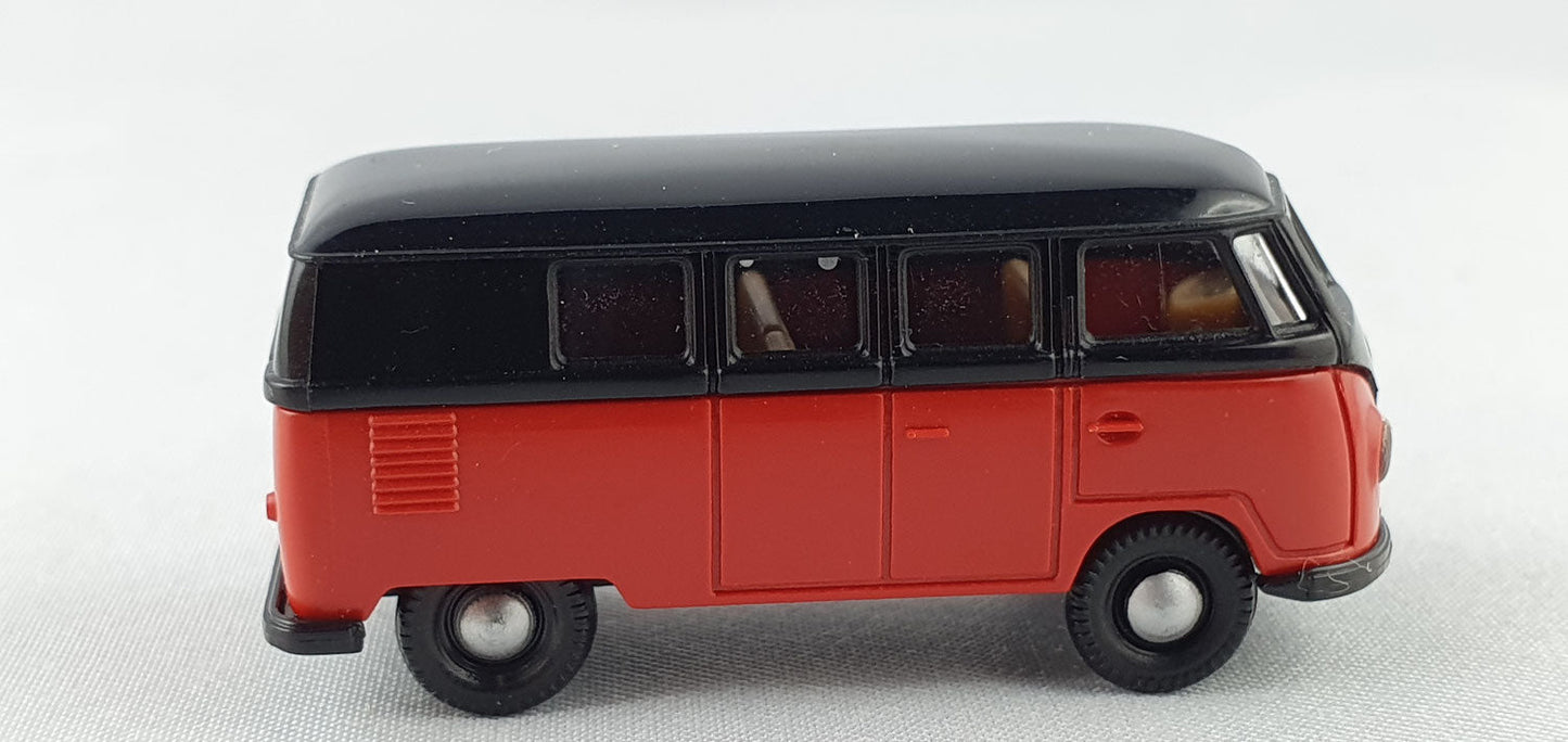 Brekina 154 VW T1 schwarz/feuerrot (Bre154)