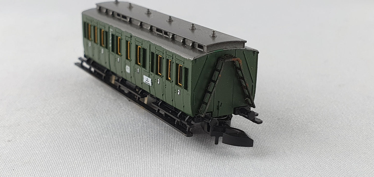 Märklin 8704 DB Abteilwagen 1./2. Kl. 3-achsig OVP (EZW29)