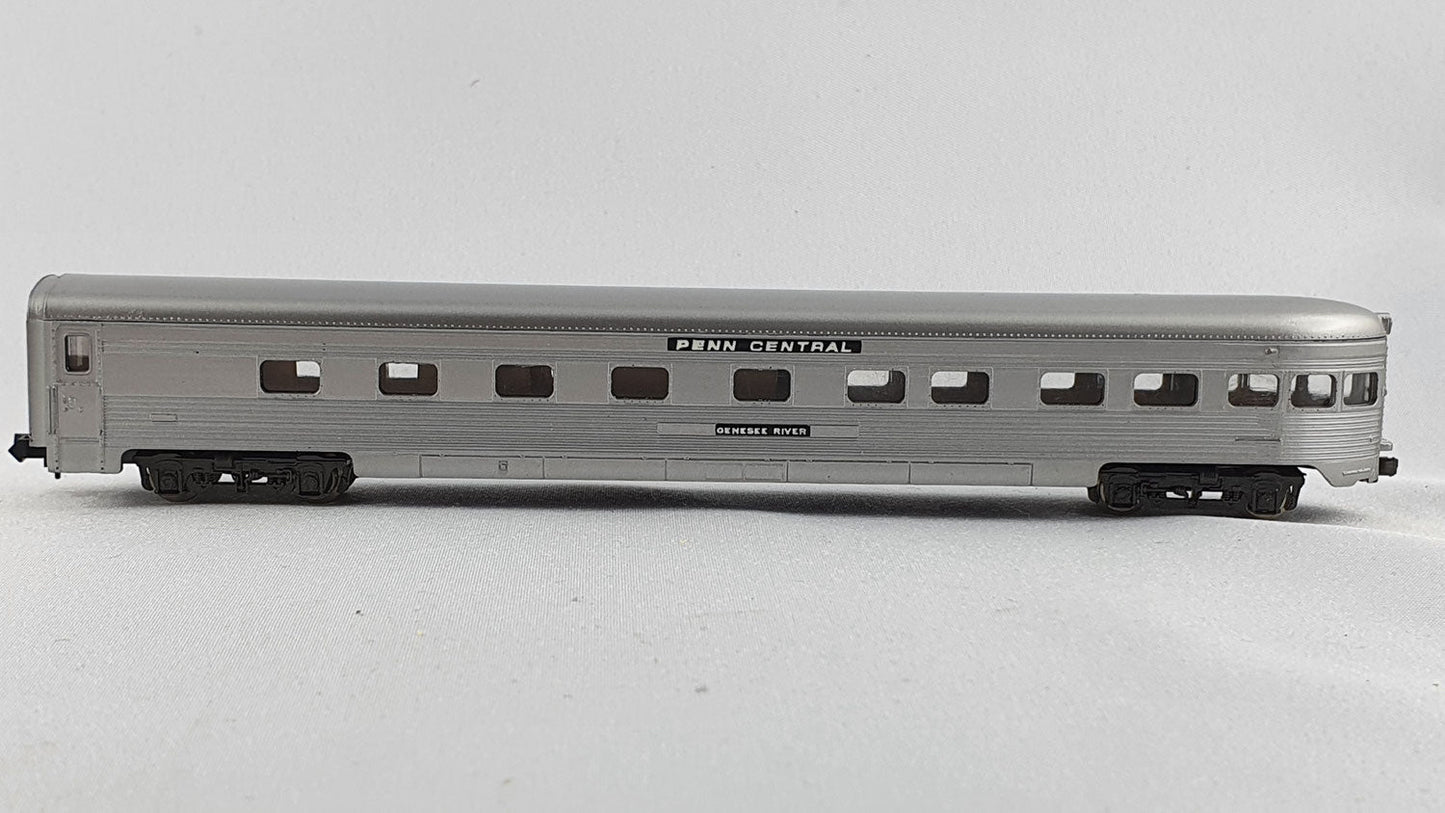 Rivarossi 9516 PC Observation Car (DP20)