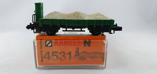 Arnold 4531 DB Niederbordwagen mit Brh beladen mit Schotter OVP (DG629)