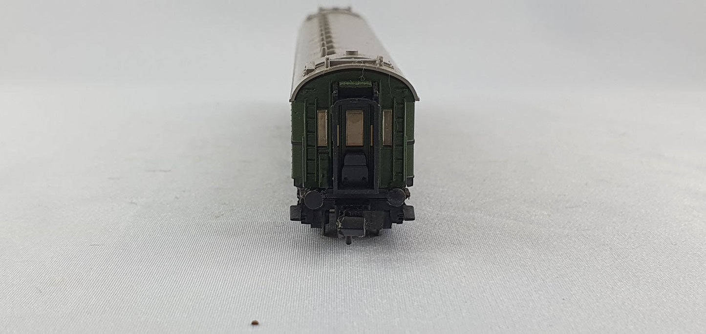 Minitrix 51 1026 00 DRG Schnellzugwagen 3. Kl. (CWP16)