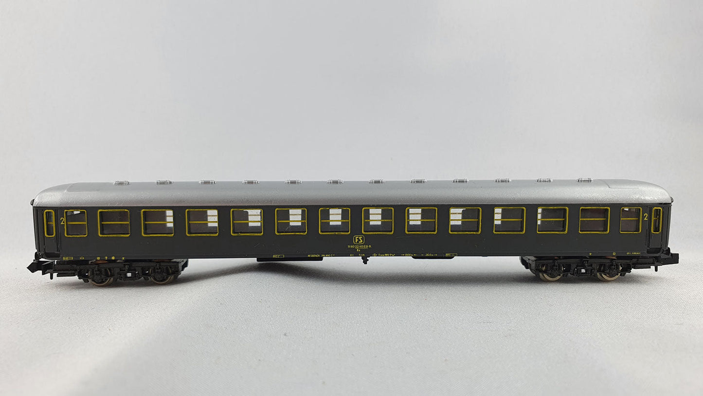 Rivarossi 9526 FS Schnellzugwagen 2. Kl. OVP (DP62)