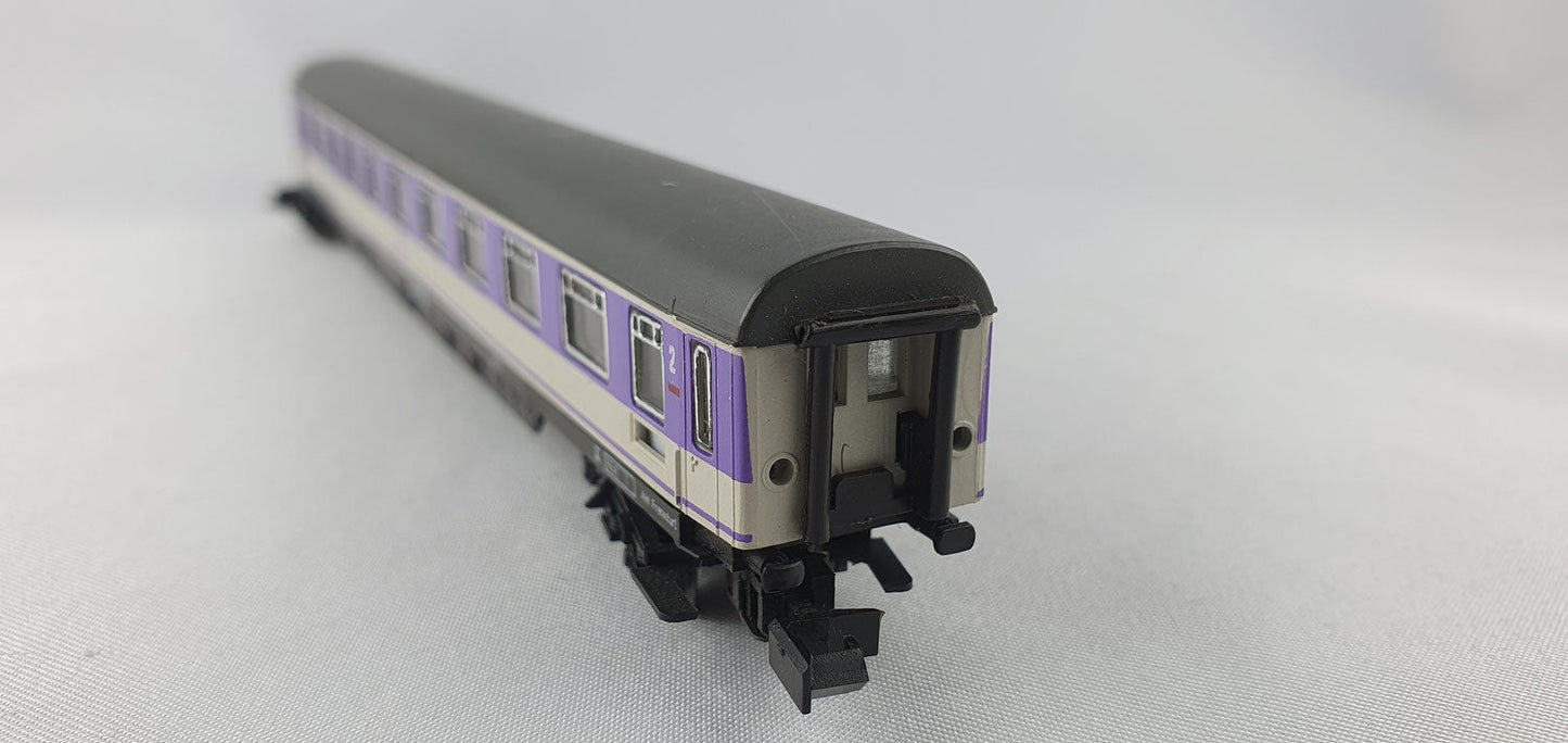 Arnold 3216 DB Liegewagen 2. Kl. violett "Pop Wagen" (DP291)